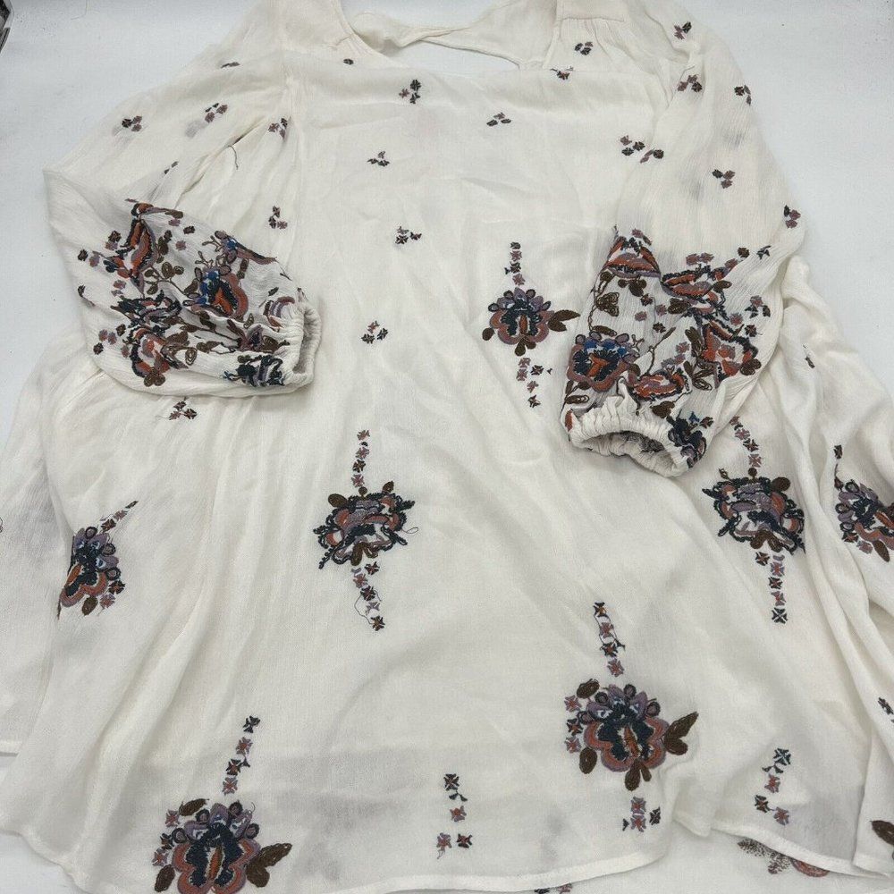 Free People Oxford Embroidered Dress Small White/Cream Long Sleeve Keyhole Back